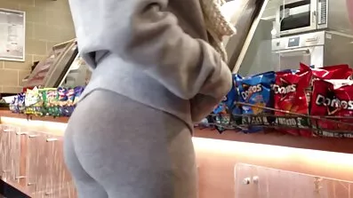 Ryska par att ha anal sex. nakna mogna damer