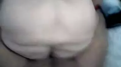 Stepmom har kåta gamla kvinnor sex med en svart man.