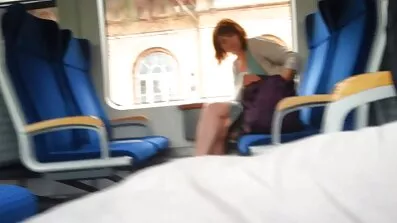 Lesbiska håriga äldre damer har bra sex.