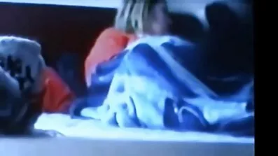 PatonTon överlämnar sig till en ung äldre kvinnor med stora bröst främling.