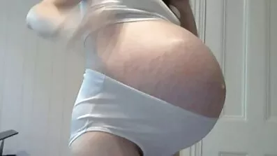Visar hur man knullar min flickväns mogna svenska damer syster.